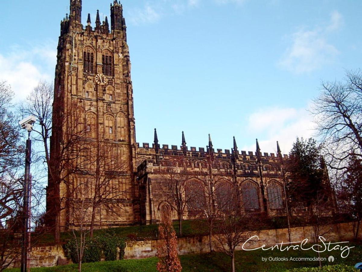 The Lower Gathering - Town Centre - Sleeps Up To 10 Wrexham Exterior photo
